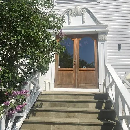 Nydelig Hus, Ons 2024 *