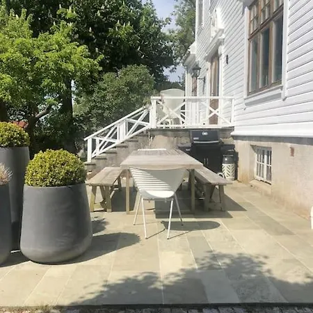 Nydelig Hus, Ons 2024 סטוונגר